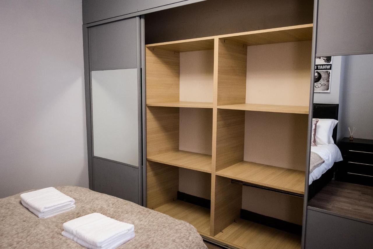 Stay Comfortable- Close To City Centre- Sleeps Up To 8 Stoke-on-Trent Ngoại thất bức ảnh